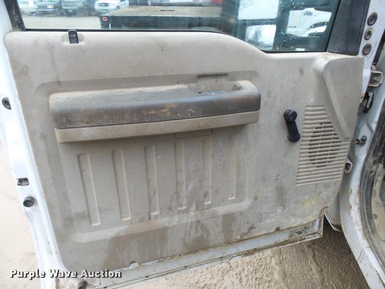 image for item L7238 2008 Ford F450 Super Duty XL flatbed truck