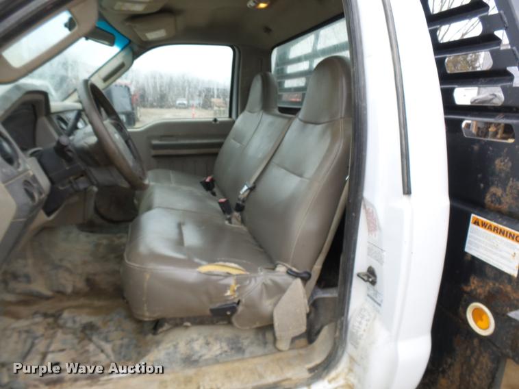 image for item L7238 2008 Ford F450 Super Duty XL flatbed truck
