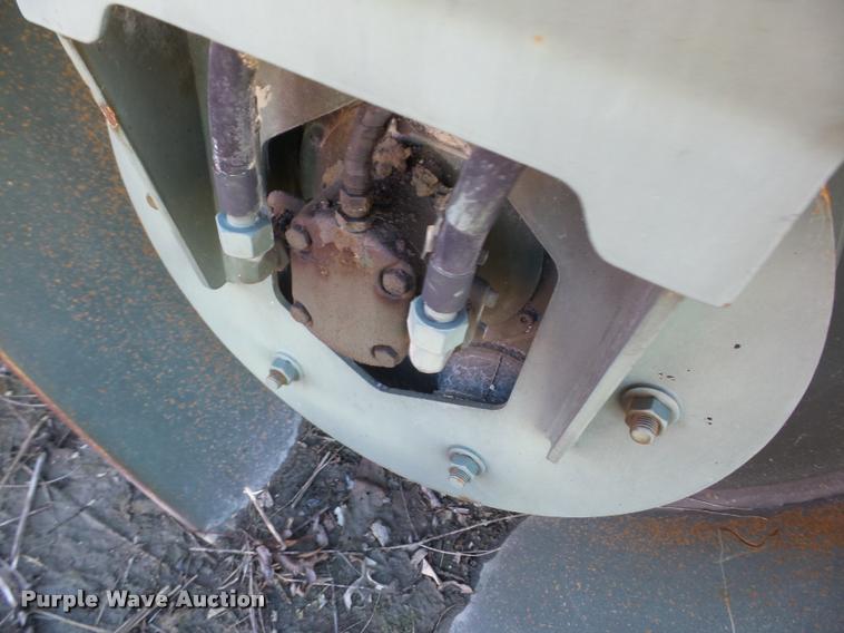 image for item AG9083 1984 Bomag double drum roller