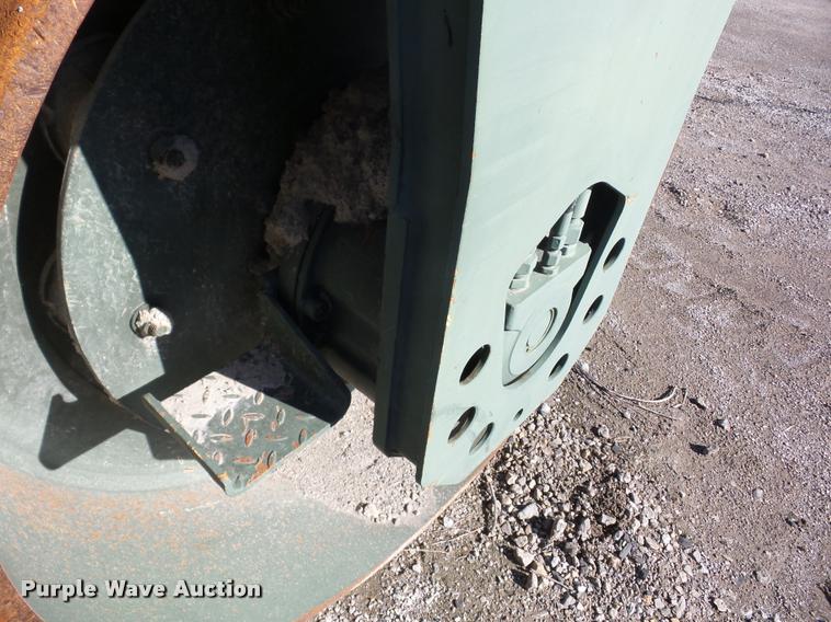 image for item AG9083 1984 Bomag double drum roller