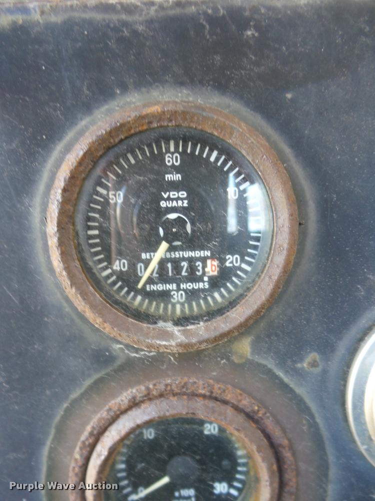 image for item AG9083 1984 Bomag double drum roller