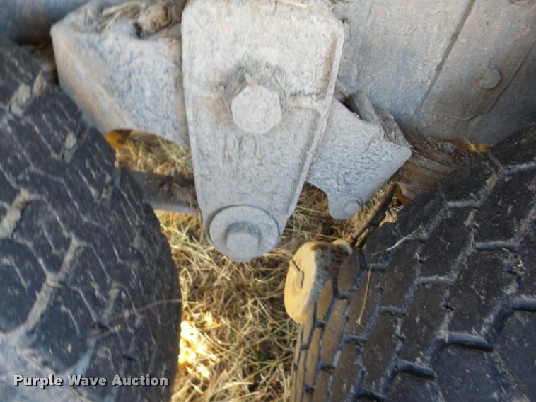 image for item AG9272 1976 Ford 9000 dump truck