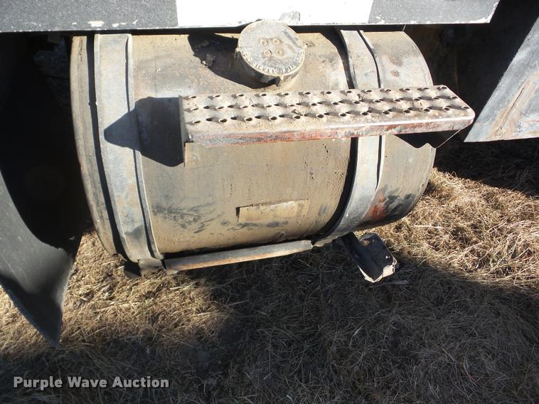 image for item AG9272 1976 Ford 9000 dump truck