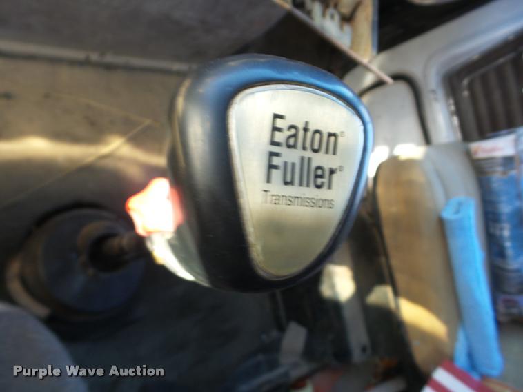 image for item AG9272 1976 Ford 9000 dump truck