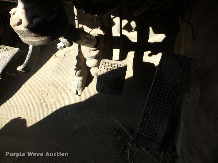 image for item AG9272 1976 Ford 9000 dump truck