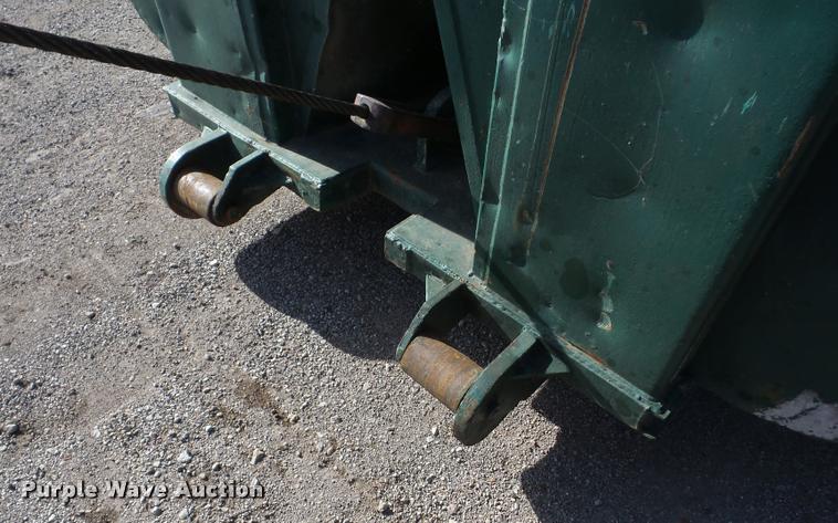 image for item AG9273 Roll-off box