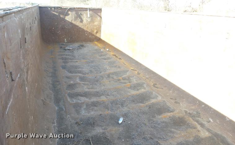 image for item AG9273 Roll-off box