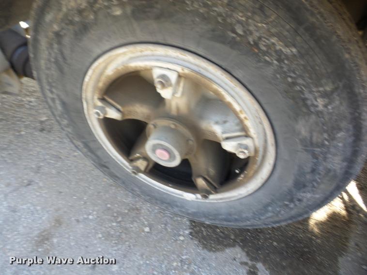 image for item AG9274 1996 Volvo WG rolloff truck