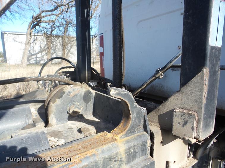 image for item AG9274 1996 Volvo WG rolloff truck