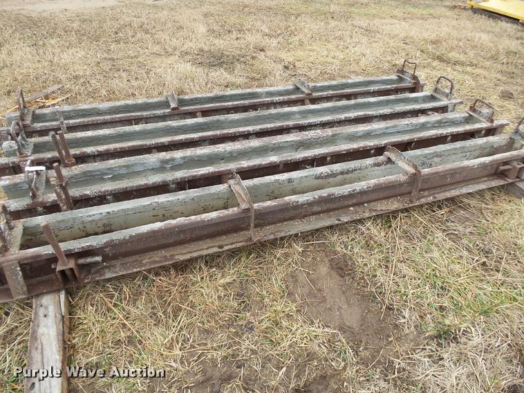 image for item BM9534 Metal curb forms