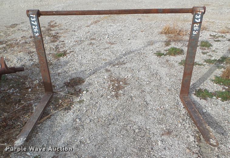 Backhoe pallet forks in Glenpool, OK Item BW9137 sold Purple Wave