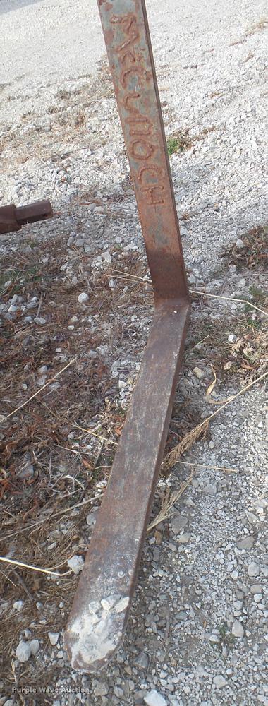 image for item BW9137 Backhoe pallet forks