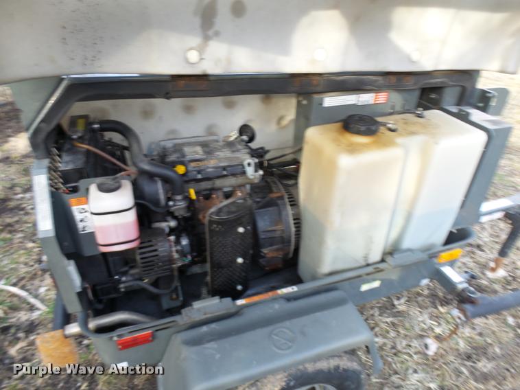 image for item CC9061 2013 Wacker Light Tower LTN6 light plant