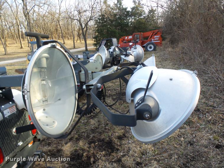 image for item CC9062 2013 Wacker Light Tower-LTNG light plant