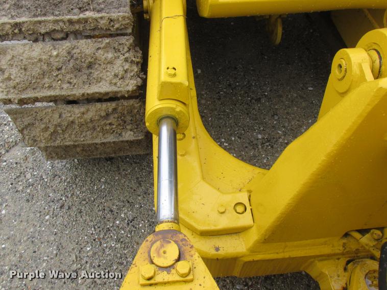 image for item DA3270 1993 Komatsu D37E dozer