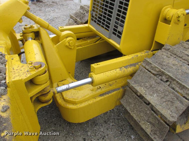 image for item DA3270 1993 Komatsu D37E dozer