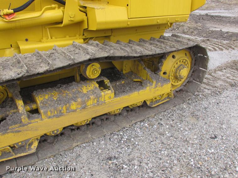 image for item DA3270 1993 Komatsu D37E dozer