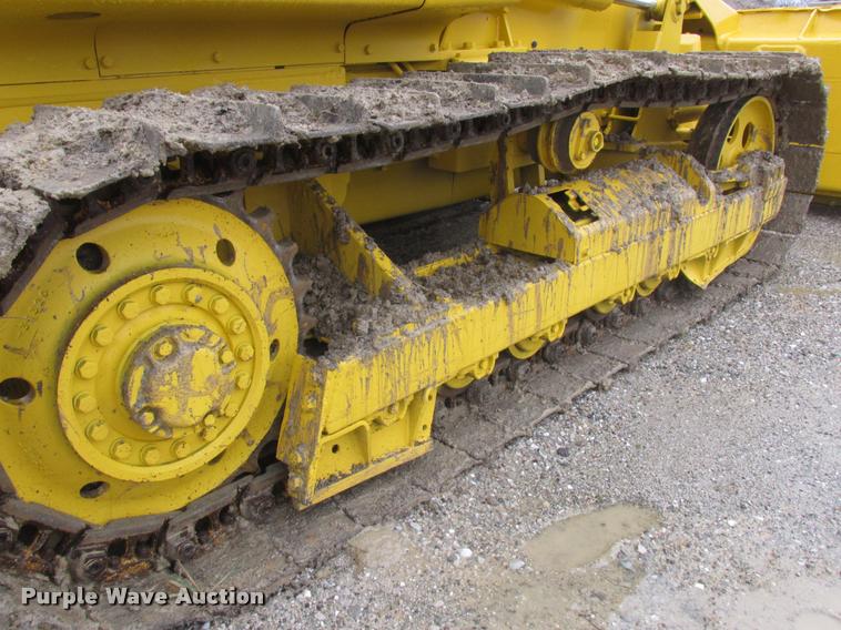 image for item DA3270 1993 Komatsu D37E dozer