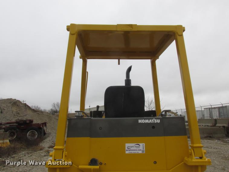 image for item DA3270 1993 Komatsu D37E dozer