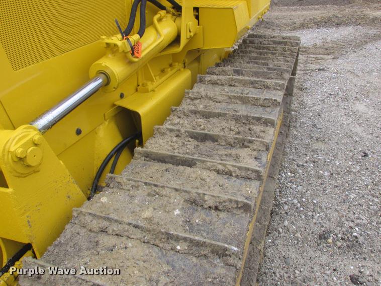 image for item DA3270 1993 Komatsu D37E dozer