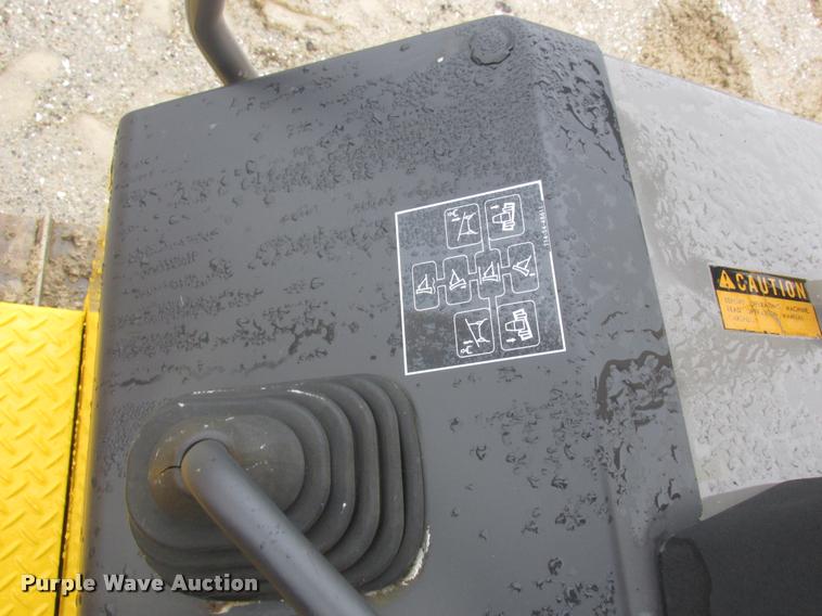 image for item DA3270 1993 Komatsu D37E dozer