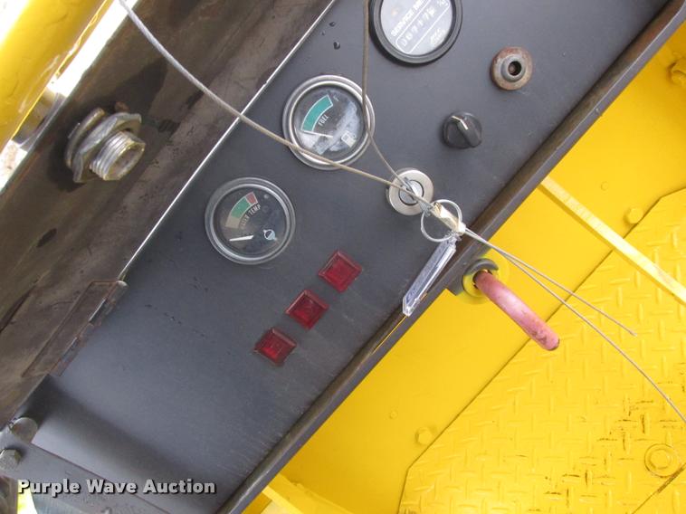 image for item DA3270 1993 Komatsu D37E dozer