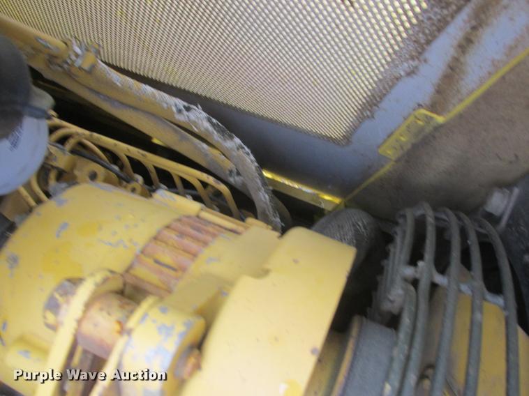 image for item DA3270 1993 Komatsu D37E dozer