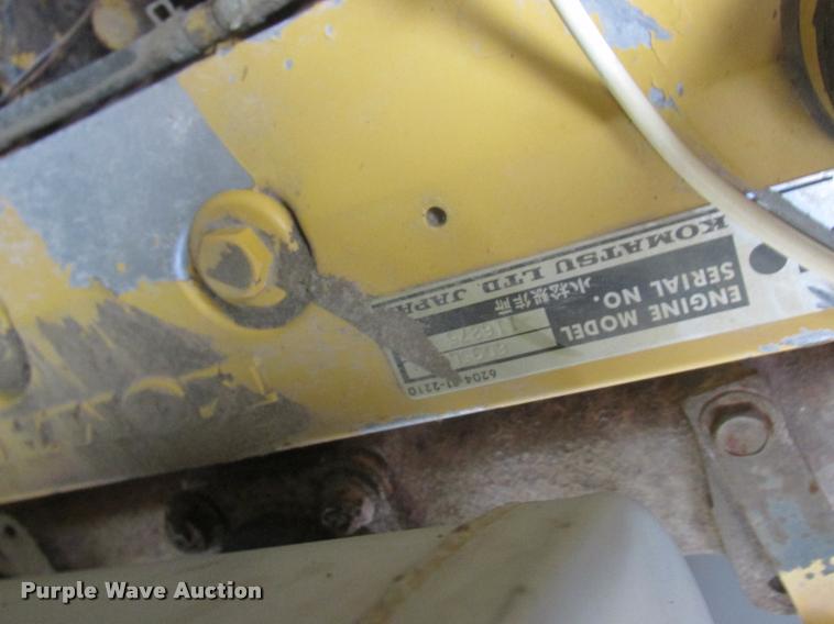 image for item DA3270 1993 Komatsu D37E dozer