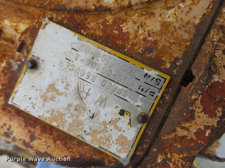 image for item DA3278 1995 International 4800 digger derrick truck