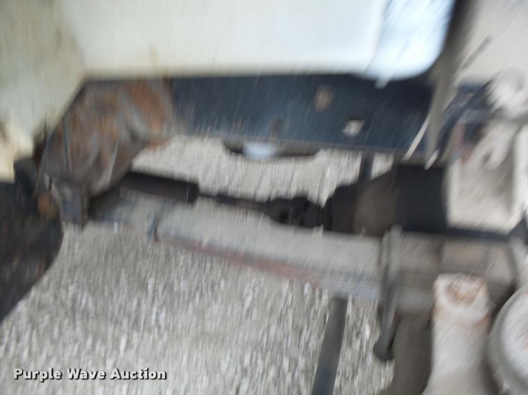 image for item DA3278 1995 International 4800 digger derrick truck