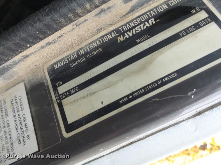 image for item DA3278 1995 International 4800 digger derrick truck