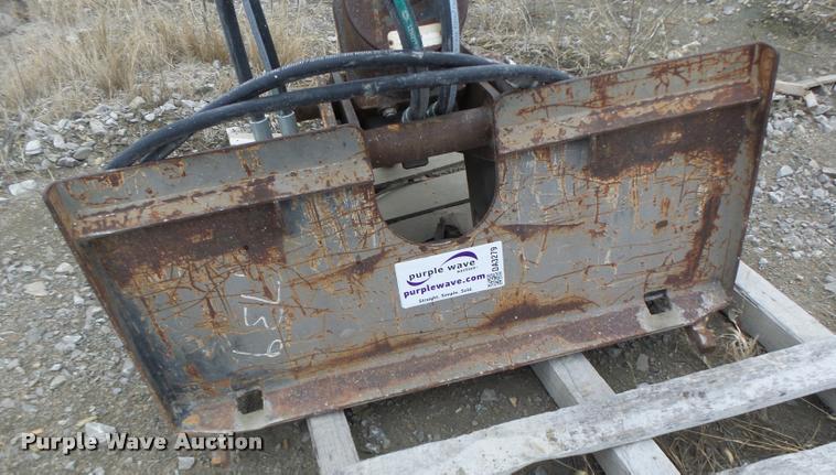 image for item DA3279 Melroe Bobcat 2500 breaker
