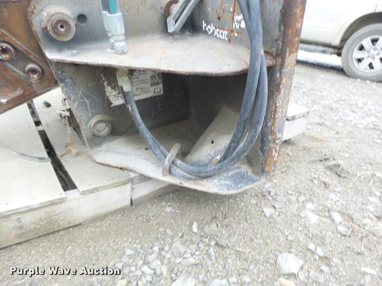 image for item DA3279 Melroe Bobcat 2500 breaker