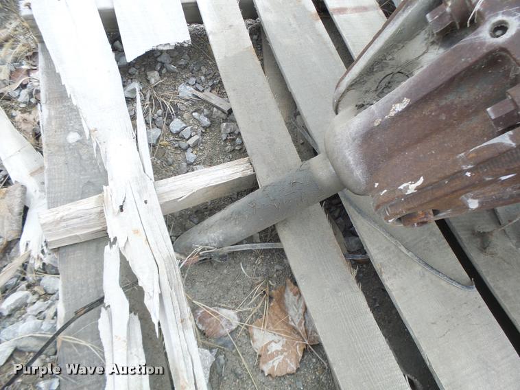 image for item DA3279 Melroe Bobcat 2500 breaker