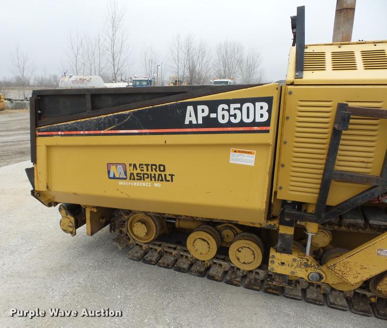 image for item DA5855 2000 Caterpillar AP-650B paver