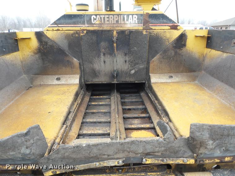 image for item DA5855 2000 Caterpillar AP-650B paver