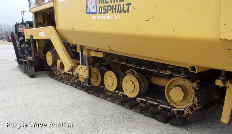 image for item DA5855 2000 Caterpillar AP-650B paver