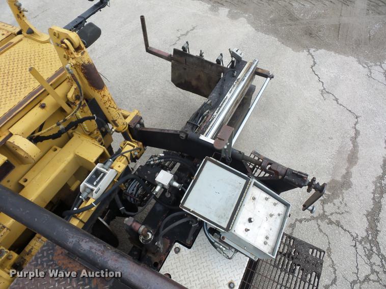 image for item DA5855 2000 Caterpillar AP-650B paver