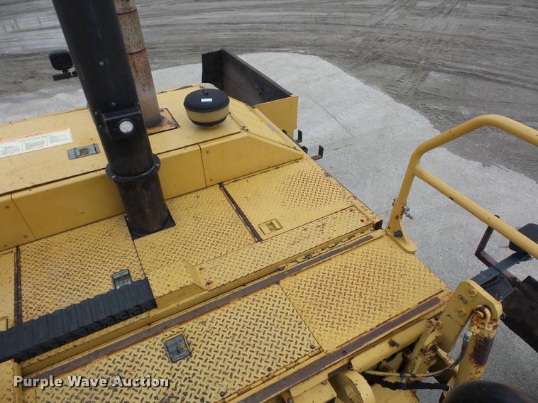 image for item DA5855 2000 Caterpillar AP-650B paver