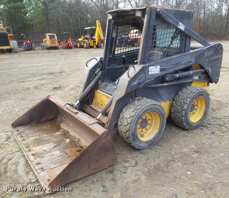 image for item DA7515 2006 New Holland L160 skid steer