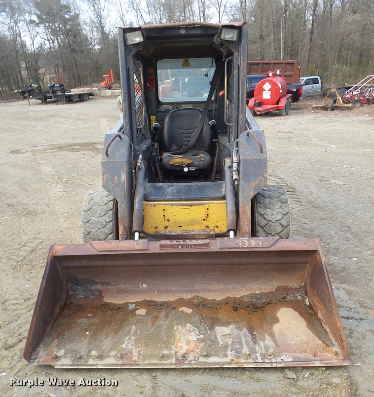 image for item DA7515 2006 New Holland L160 skid steer