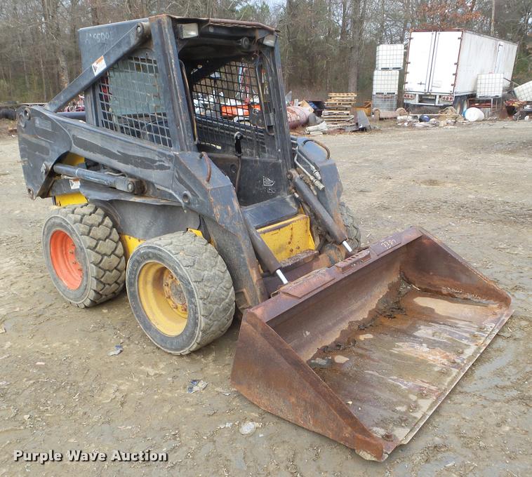 image for item DA7515 2006 New Holland L160 skid steer