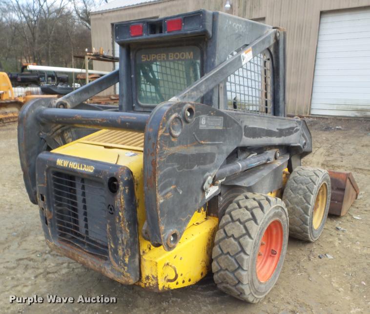 image for item DA7515 2006 New Holland L160 skid steer