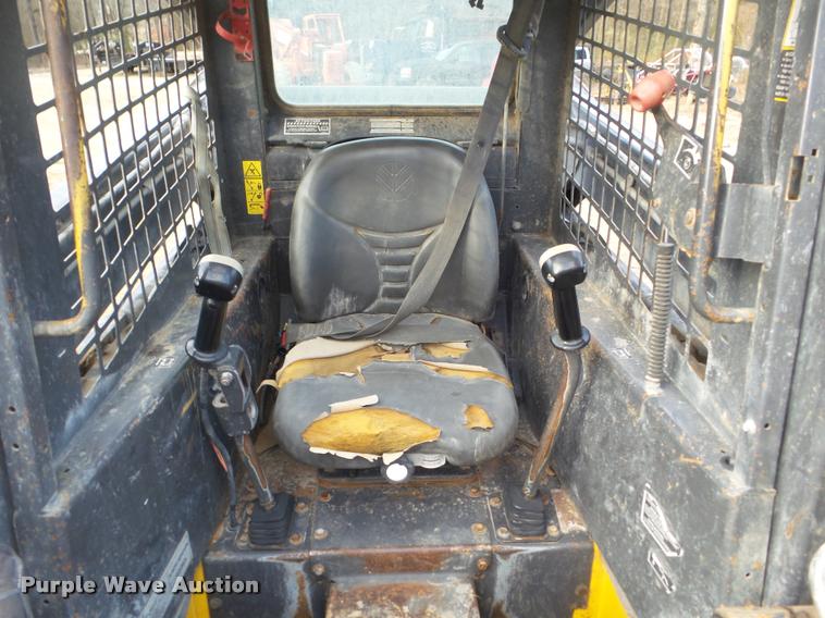 image for item DA7515 2006 New Holland L160 skid steer