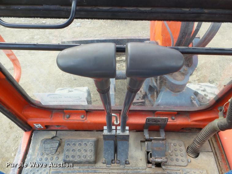 image for item DA7517 1998 Kubota KX91-2 compact excavator