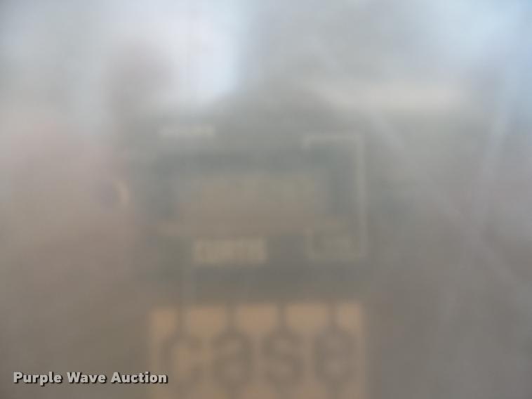 image for item DA7520 1994 Case 460 trencher