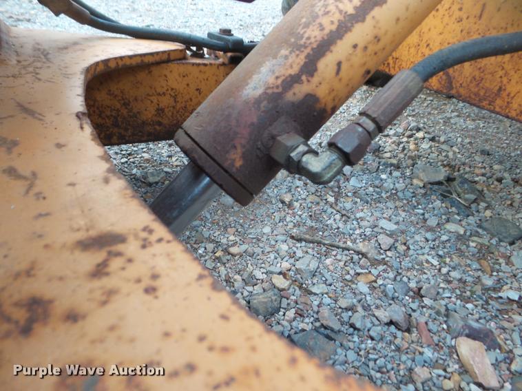 image for item DA7520 1994 Case 460 trencher