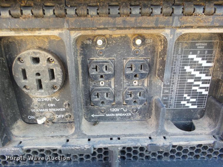 image for item DA7553 Miller Bobcat 225 welder/generator