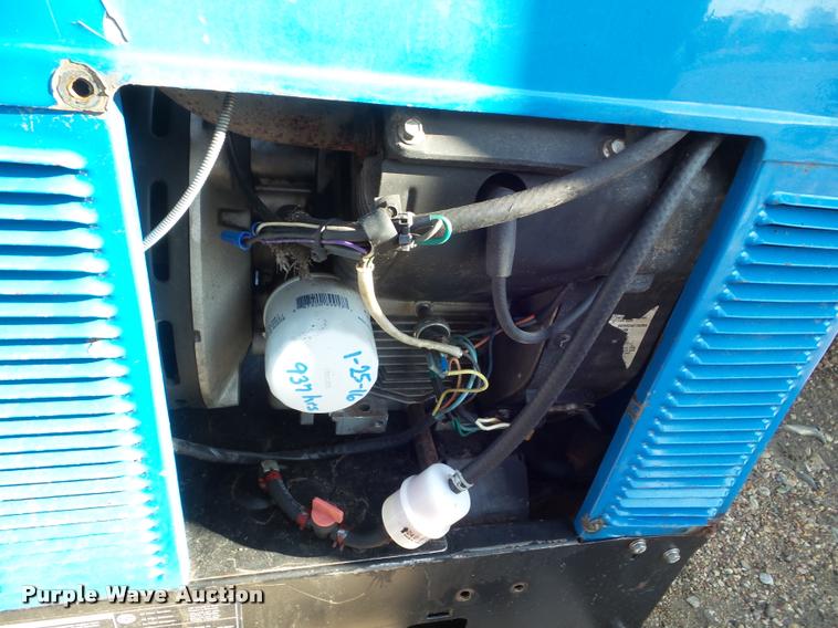 image for item DA7554 Miller Bobcat 225 NT welder/generator