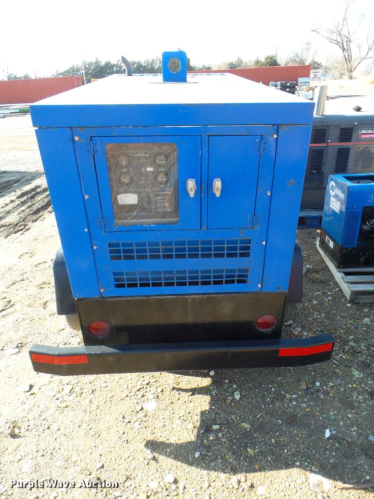 image for item DA7556 1995 T&J generator